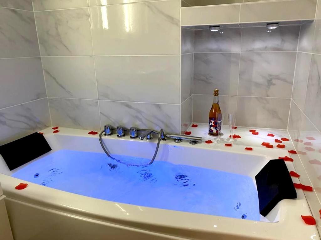 Le Rex - Bel Appt Avec Sauna น็องต์ ภายนอก รูปภาพ